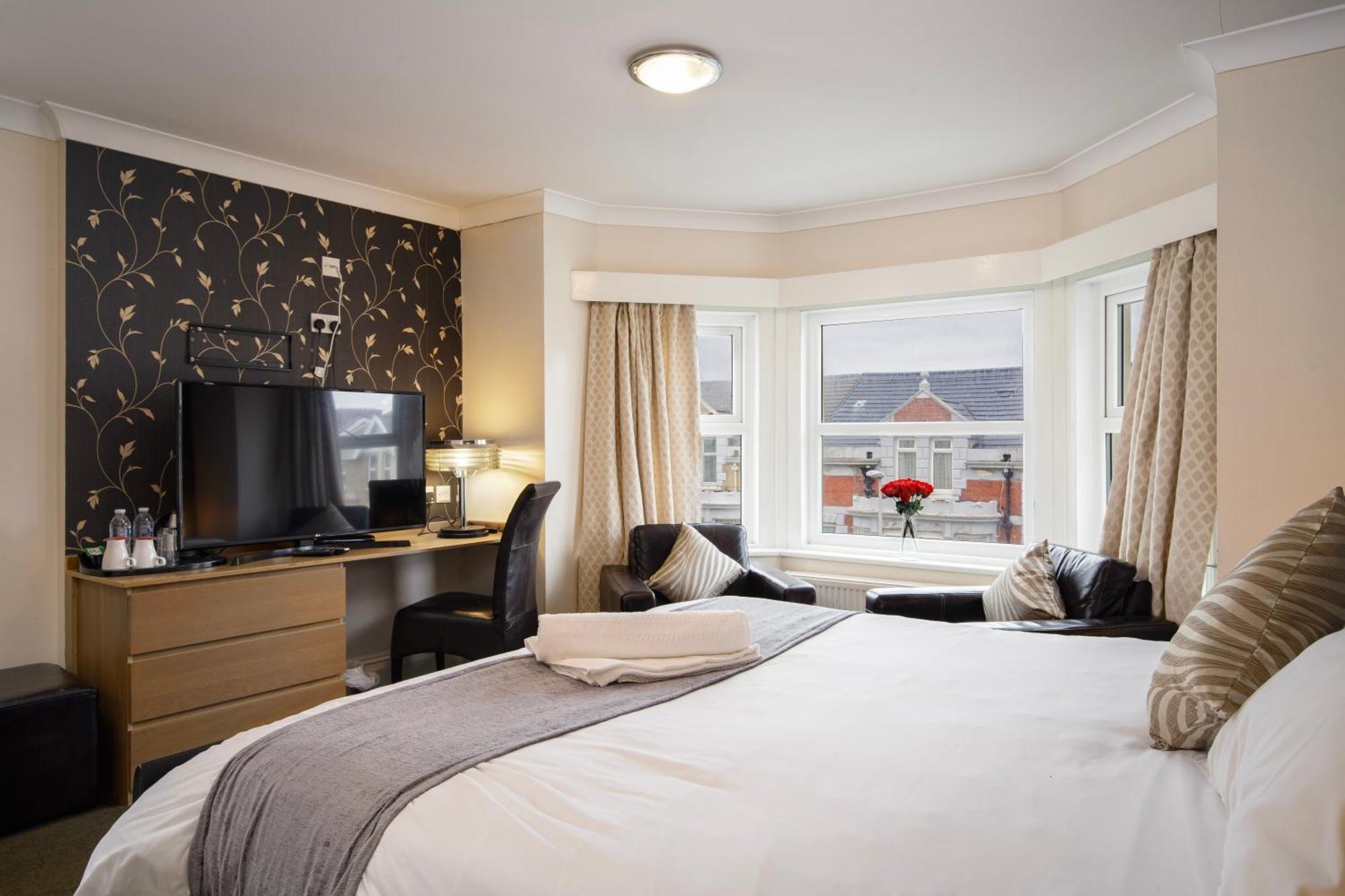 Ashley Victoria Hotel Blackpool Exterior photo